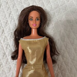 Vintage brunette barbie doll